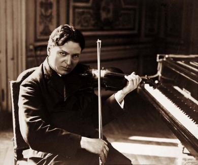 Oradea ieri, Oradea azi: În 1927, George Enescu concerta pe scena orădeană